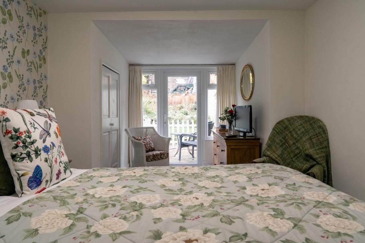 Lee House Bed & Breakfast Lynton Exterior photo